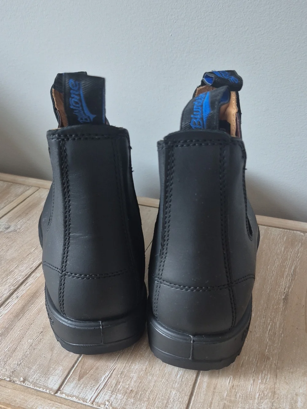 Blundstone Thermal 566 Chelsea Boot W/ Sheepswool Lining Mens US Sz 10   AU Uk 9